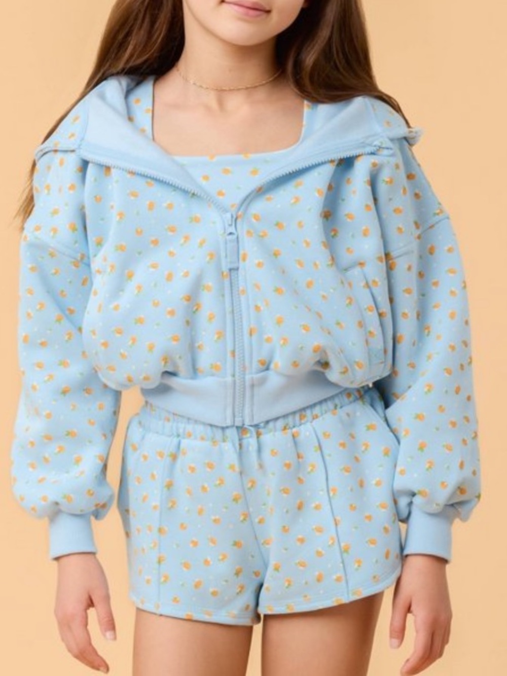 Blogilates Girls Marshmallow Hoodie (size L)
